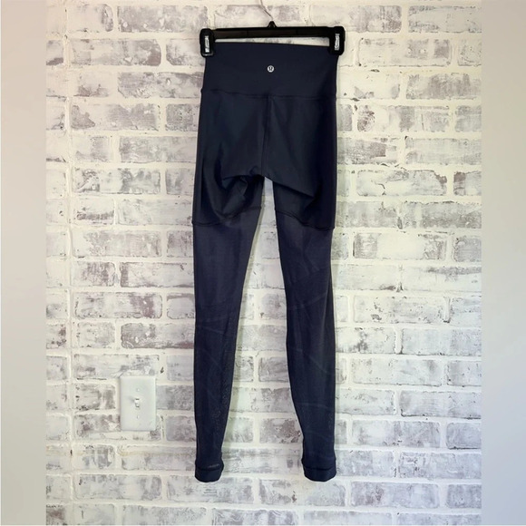 EUC Lululemon 28" High Rise Sheer Will HR Tight Pulse Size 4 Stone Blue Leggings - Picture 3 of 7